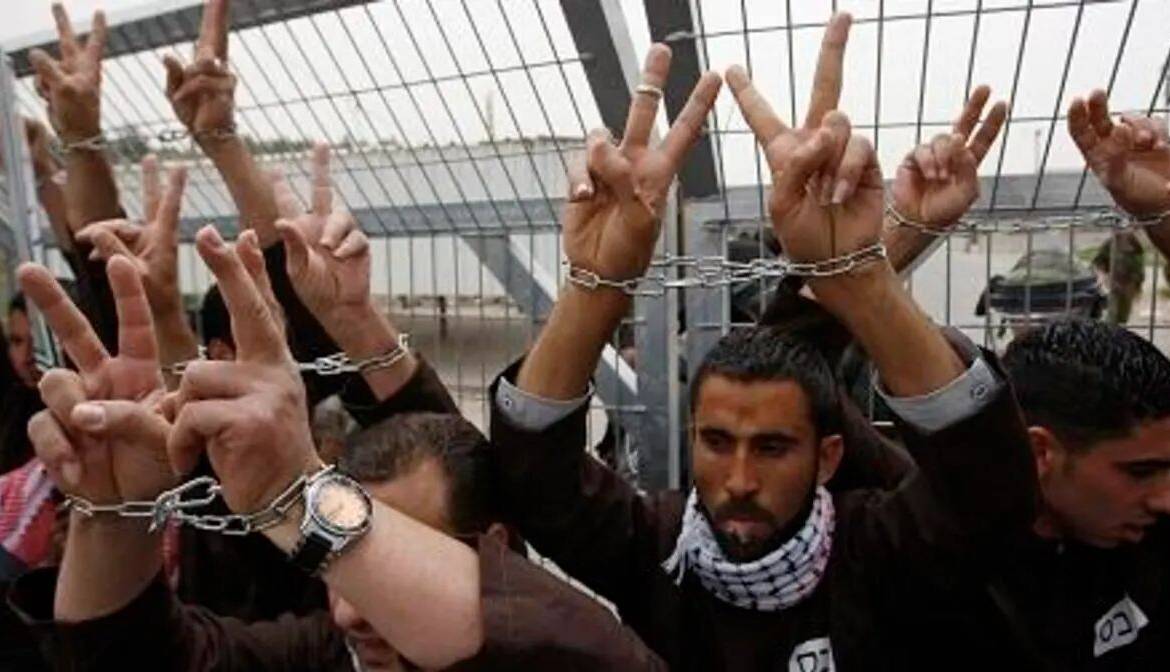 نگهداری بیش از ۱۰ هزار اسیر فلسطینی در زندانهای رژیم اشغالگر