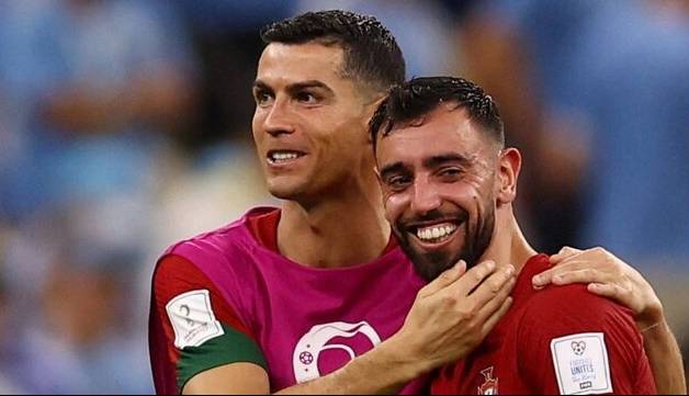 برونو فرناندز: رونالدو دیوانه است