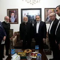 عکس/ دیدار عراقچی با خانواده شهید سیدحسن نصرالله 