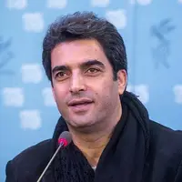 گرد پیری بر چهره منوچهر هادی نشست