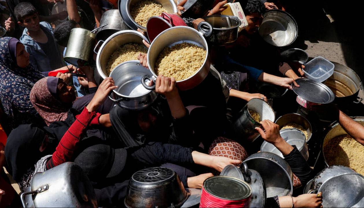 رژیم صهیونیستی جادههای منتهی به مراکز امداد رسانی غزه را «مناطق جنگی» نامید