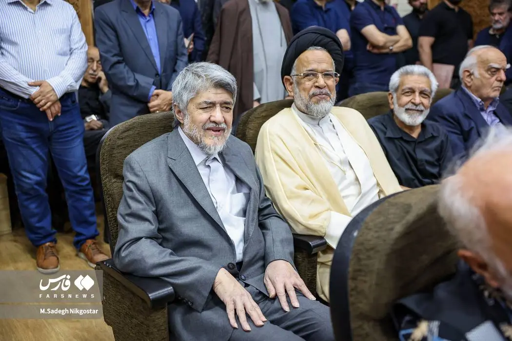 مراسم ختم پدر همسر علی مطهری