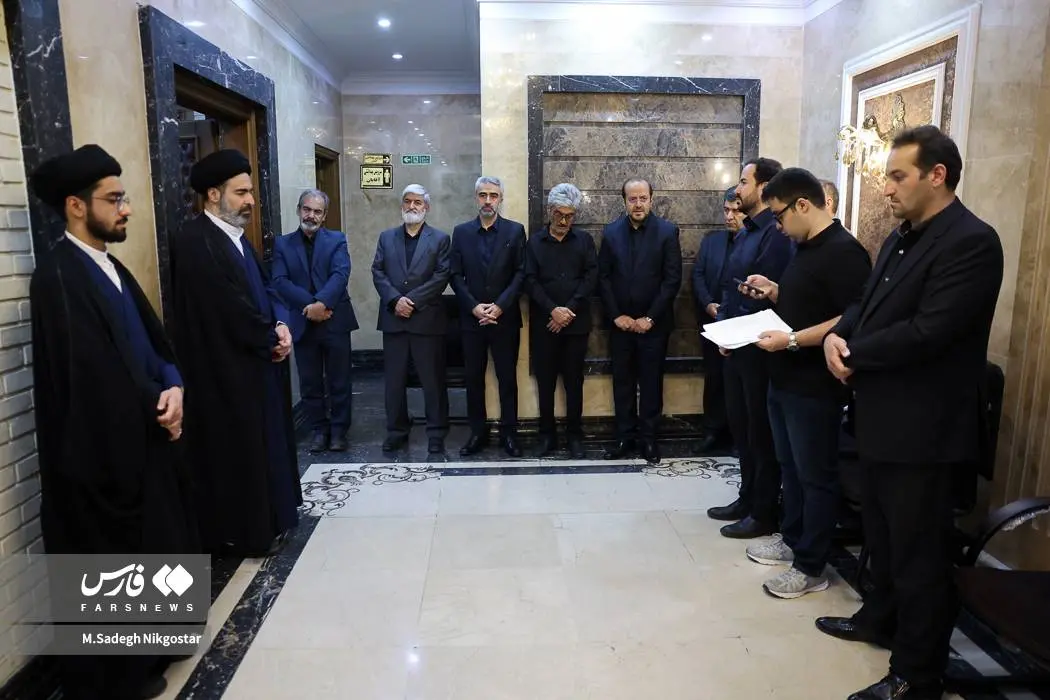 مراسم ختم پدر همسر علی مطهری