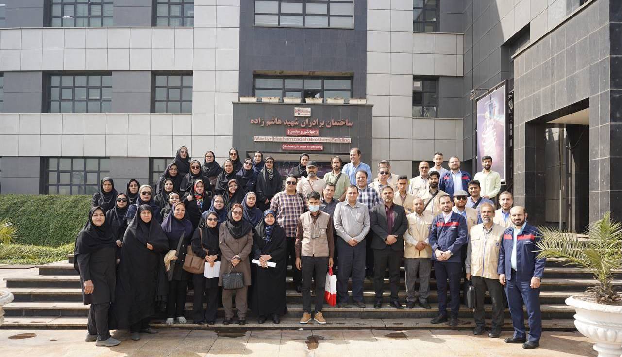 فولاد اکسین؛ از تفاهم‌نامه‌های چند هزار میلیاردی در نمایشگاه نفت ۱۴۰۴ تا گسترش تعامل با صنایع نفت و فولاد کشور