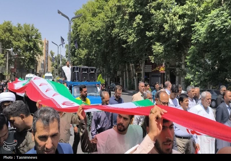 عکس/ راهپیمایی مردمی سالگرد قیام ۱۵ خرداد پیشوا به روایت تصویر