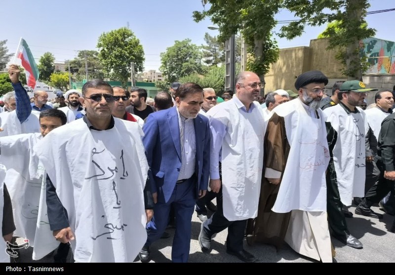 عکس/ راهپیمایی مردمی سالگرد قیام ۱۵ خرداد پیشوا به روایت تصویر