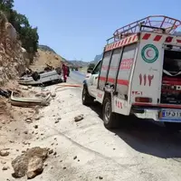 تصادف سمند و کامیون 4 کشته و زخمی بر جا گذاشت