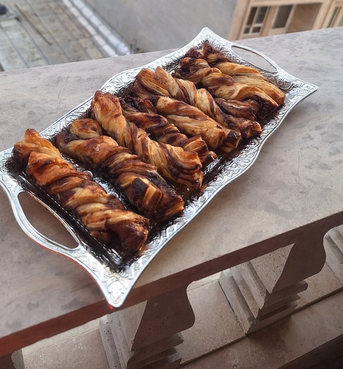 از شما/شیرینی