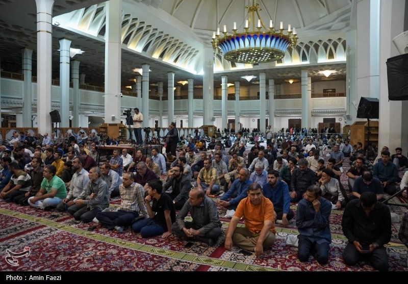 عکس/ یادواره شهدای ۱۵ خرداد و بندر شهید رجایی در حرم شاهچراغ