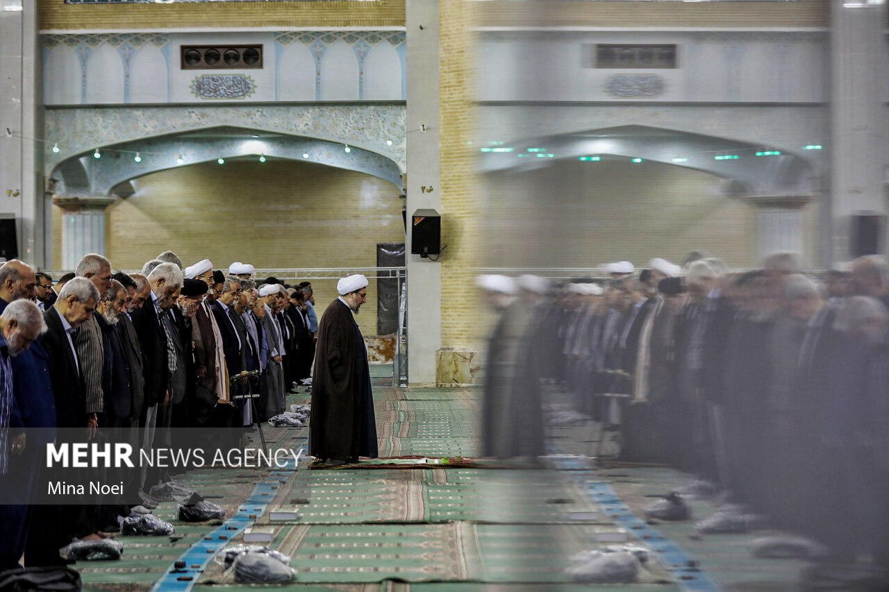 عکس/ اقامه نماز عید قربان در تبریز