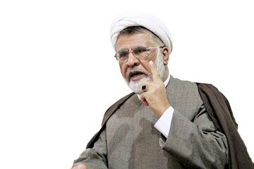 فاضل میبدی: چه کسانی اقتصاد جامعه را به این روز انداختند؟