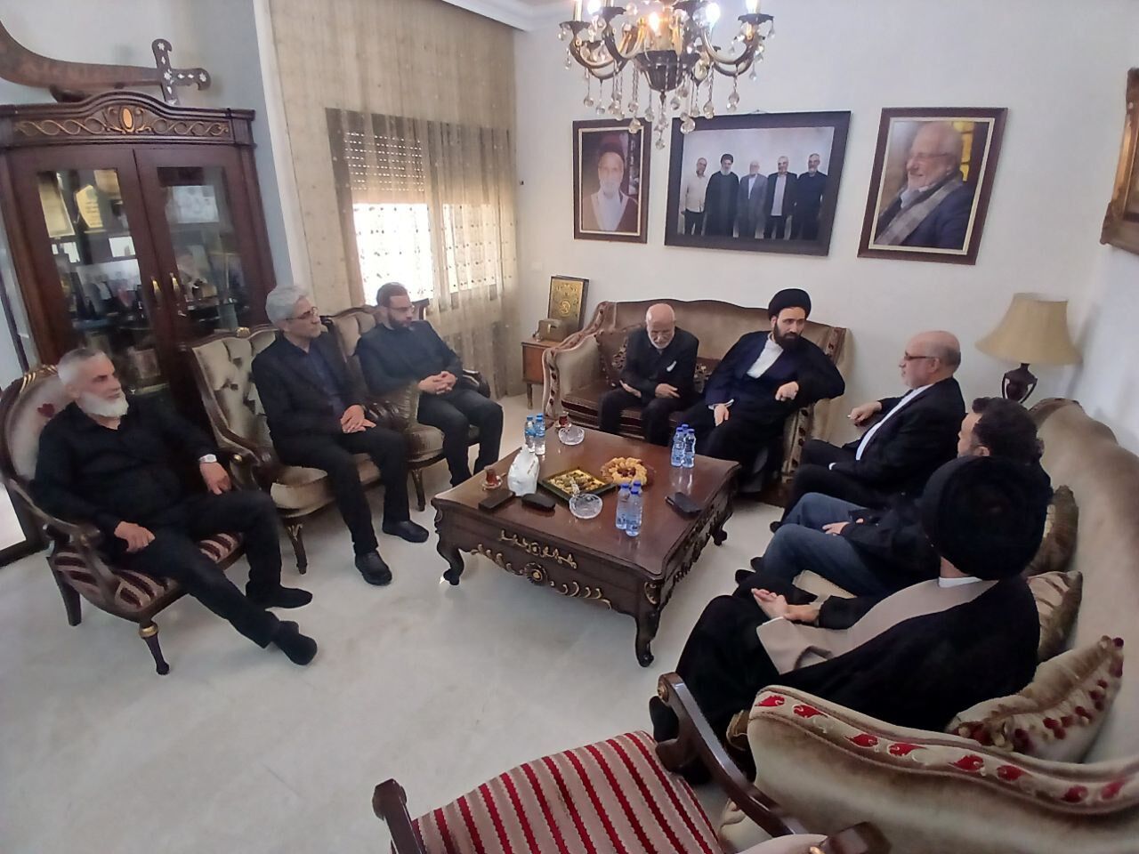 دیدار نوه امام خمینی با خانواده شهید نصرالله در بیروت