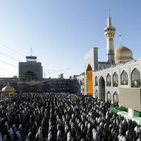 اقامه نماز عید قربان در حرم مطهر رضوی