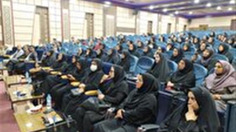 آموزش معلمان خراسان جنوبی در کارگاههای کاربردهای هوش مصنوعی در کلاس درس