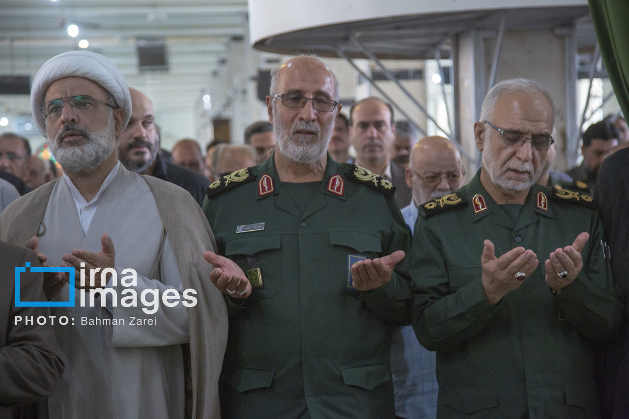تشییع باشکوه پیکر امامجمعه موقت کرمانشاه