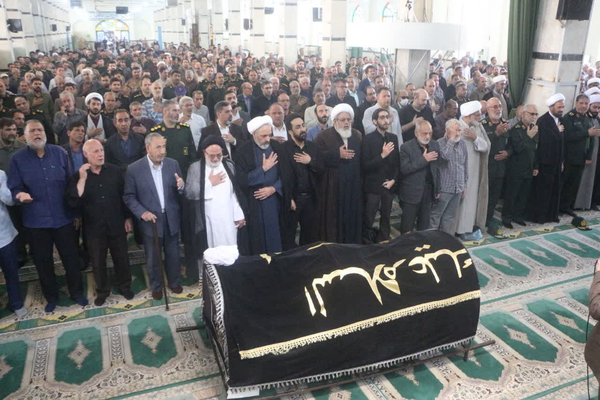 تشییع باشکوه پیکر امامجمعه موقت کرمانشاه