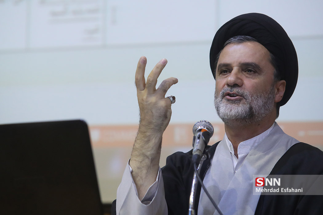 نبویان: ظریف و روحانی هر وقت وارد کار مذاکرات هسته‌ای شدند ما غنی‌سازی را تعطیل کردیم