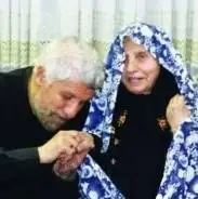 صادق آهنگران عزادار شد