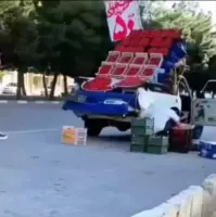 لحظاتی از مهربانی مردم با یکدیگر