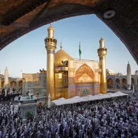 عکس/ اقامه نماز عید قربان در حرم امیرالمؤمنین (ع)