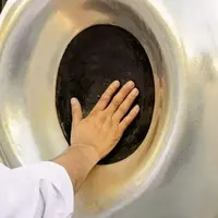لحظه عطرافشانی حجر الاسود