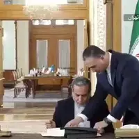 امضای تفاهم نامه همکاری بین وزرای خارجه ایران و قزاقستان