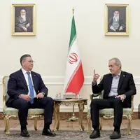 عکس/ دیدار وزیر خارجه قزاقستان با رئیس جمهور
