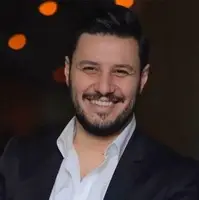 عشق جواد عزتی به مسافر کشی جنجال آفرید!