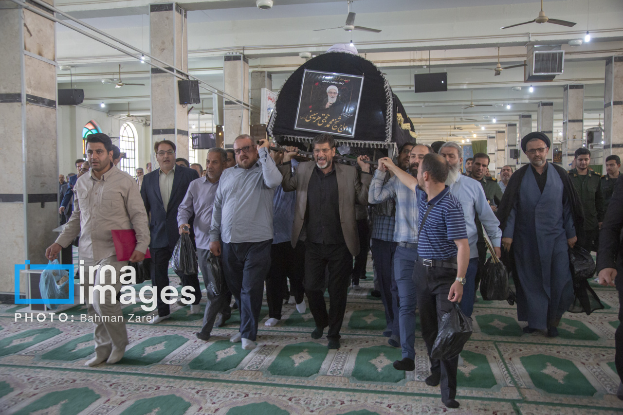 تشییع باشکوه پیکر امامجمعه موقت کرمانشاه