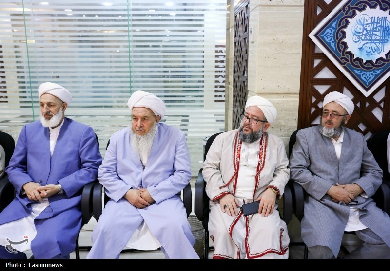 دیدار صمیمانه علمای اهل سنت با سرپرست حجاج ایرانی در مکه