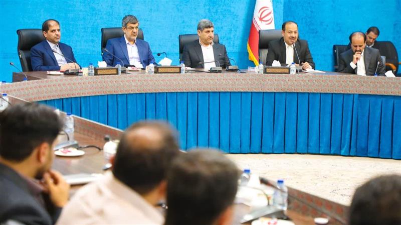 معاون استاندار یزد: دولت، قفل تسهیلات حوزه دانش بنیان را باز کند