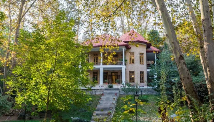 کاخ زیبای سعدآباد
