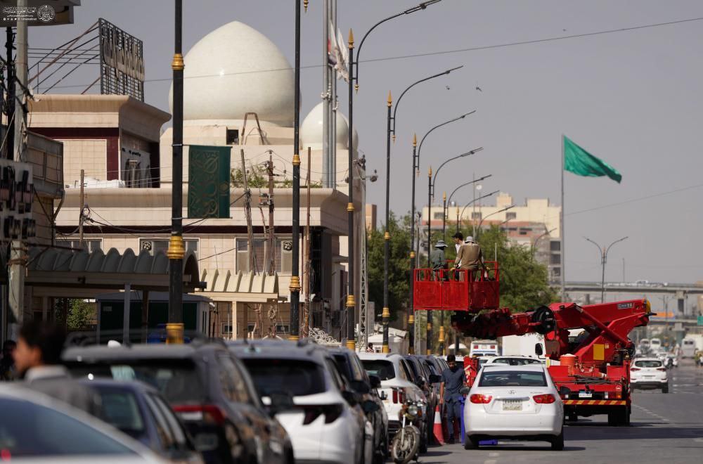آغاز آذین بندی بافت قدیمی شهر نجف به مناسبت هفته جهانی غدیر