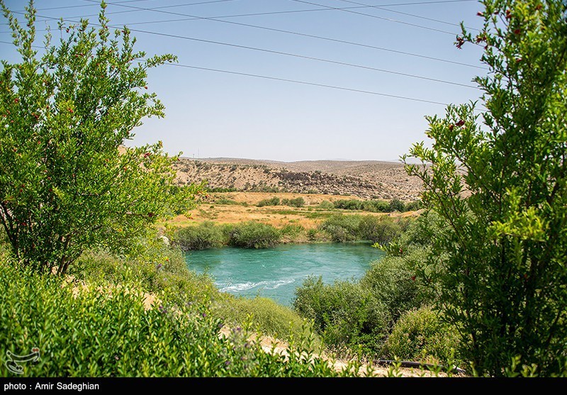 رهاسازی حق‌آبه تالاب بختگان از سد درودزن