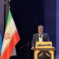 مدیر موسسه تحقیقات جمعیت: پایین‌ترین نرخ باروری در کشور رقم خورد