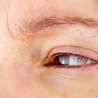 چند توصیه برای تقویت و رشد مجدد ابروها