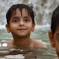 آب‌تنی در چشمه آب‌گرم سیاه کش
