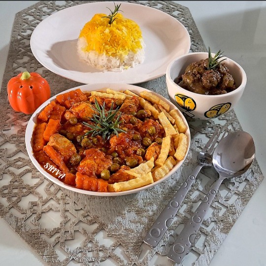از شما/خورش نخود فرنگی با مرغ