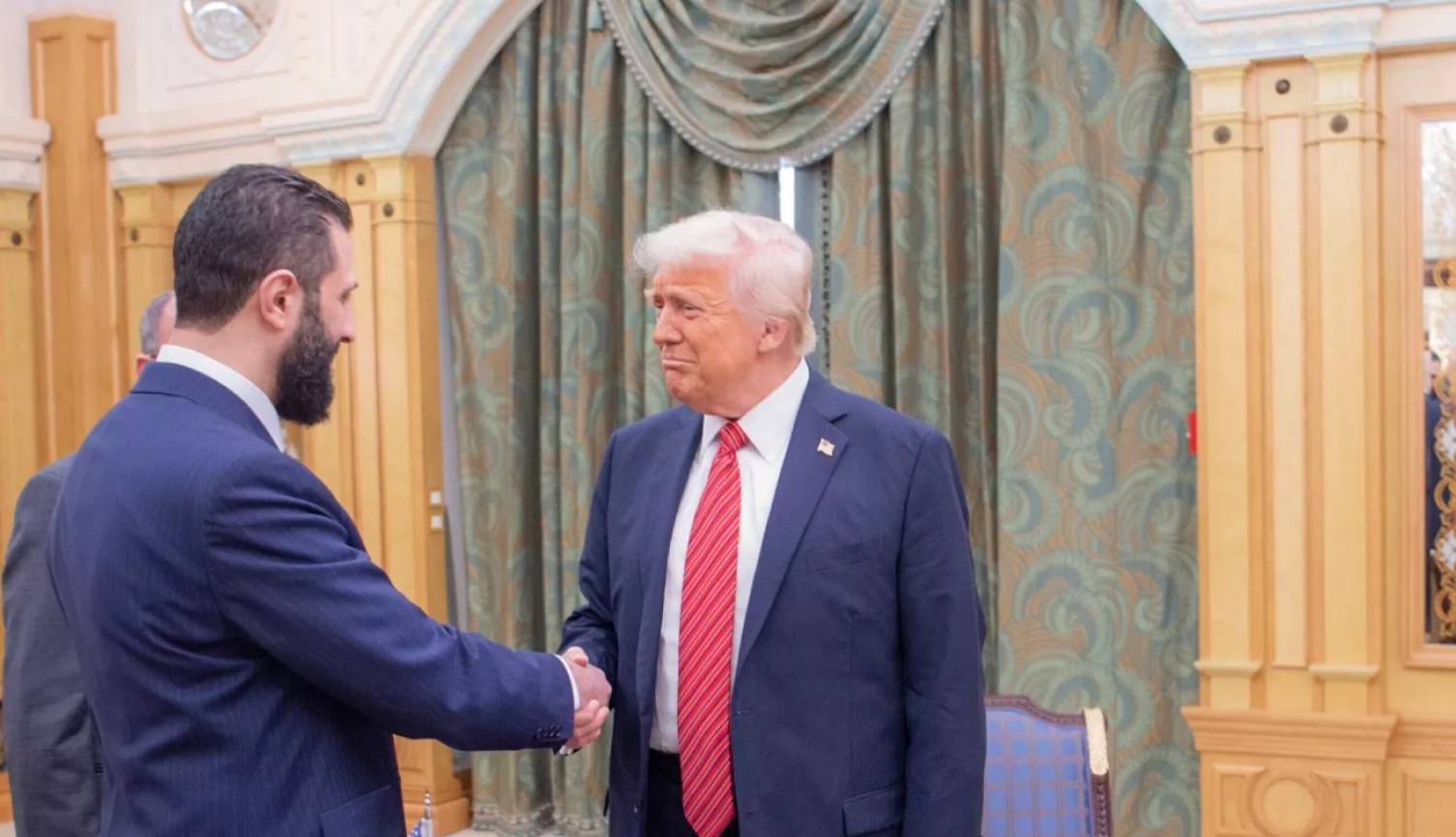 تروریست باشید تا از فهرست کشورهای یاغی حذف شوید!
