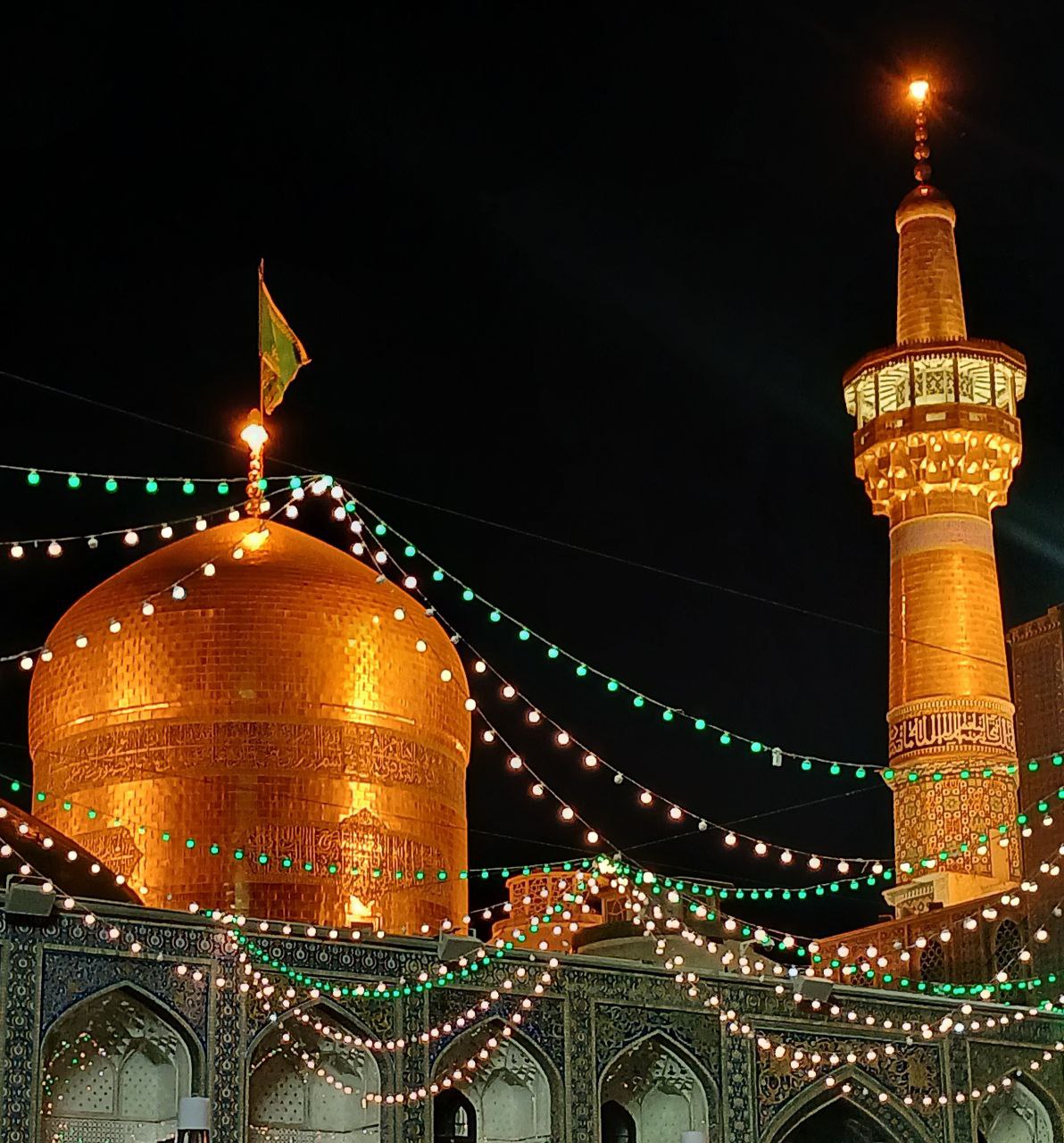 عکس‌هایی از حرم مطهر رضوی