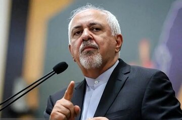 لحظاتی متفاوت از ظریف در یک کنفرانس علمی