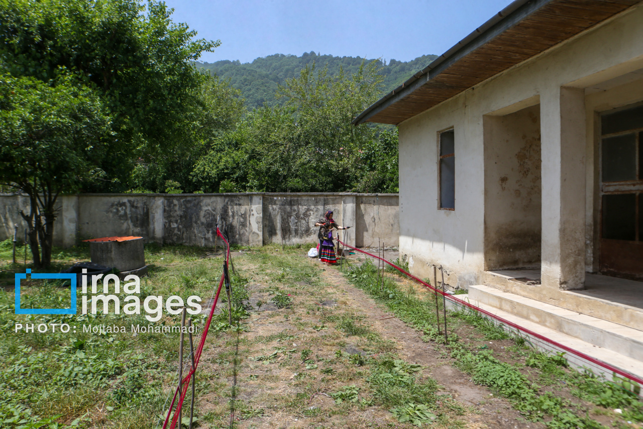 قاسمآباد، «روستای جهانی چادرشب بافی»