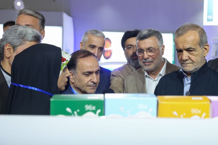 گزارش صداوسیما از بازدید رئیس جمهور از نمایشگاه بین المللی تجهیزات پزشکی