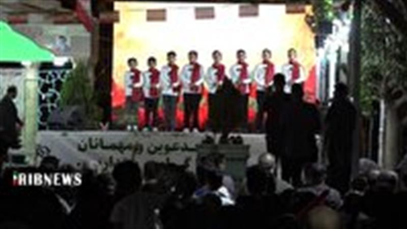 برگزاری جشن دهه ولایت در بوستان شهدای آذر قم با حضور پرشور مردم