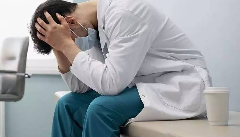 روان دانشجویان پزشکی در خطر است!