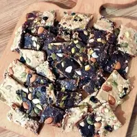 خرما بار انتخابی مقوی برای سلامت بدن