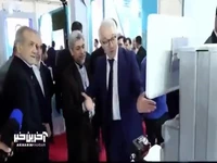 حاشیه‌های بازدید رئیس‌جمهور از نمایشگاه تجهیزات پزشکی