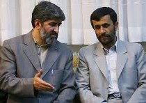 انتقاد مطهری به حضور احمدی نژاد در اروپا؛ یک روز انکار هولوکاست، یک روز در آغوش متحد نتانیاهو!