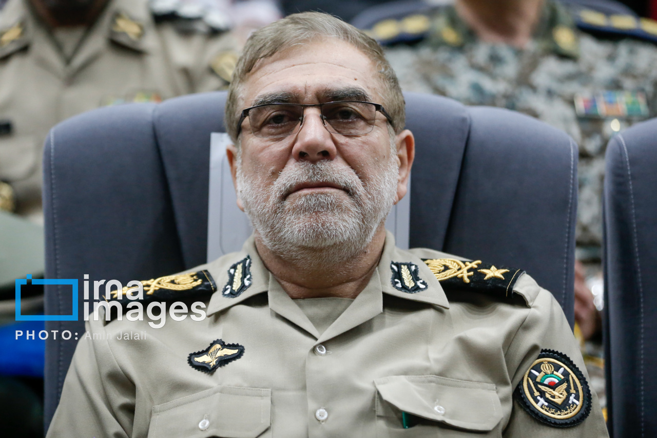 حضور فرمانده کل ارتش در همایش «سرزمین مجاهدت‌های خاموش»