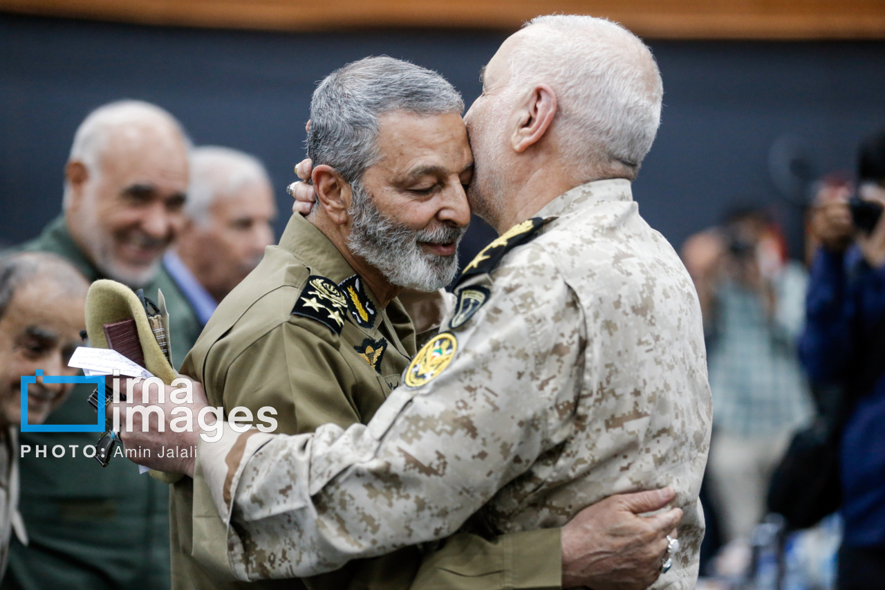 حضور فرمانده کل ارتش در همایش «سرزمین مجاهدت‌های خاموش»